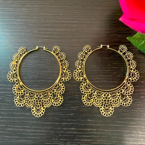 Gold plated Boho Bali Statement Earrings🌹 - Picture 4 of 5